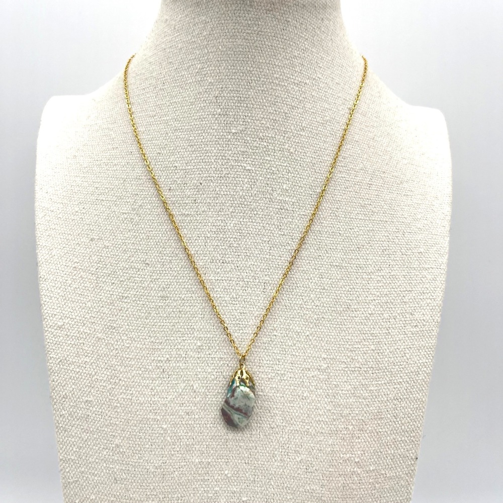 Unique Gemstone Pendant Necklace Gold Tone Chain Irregular Stone Boho